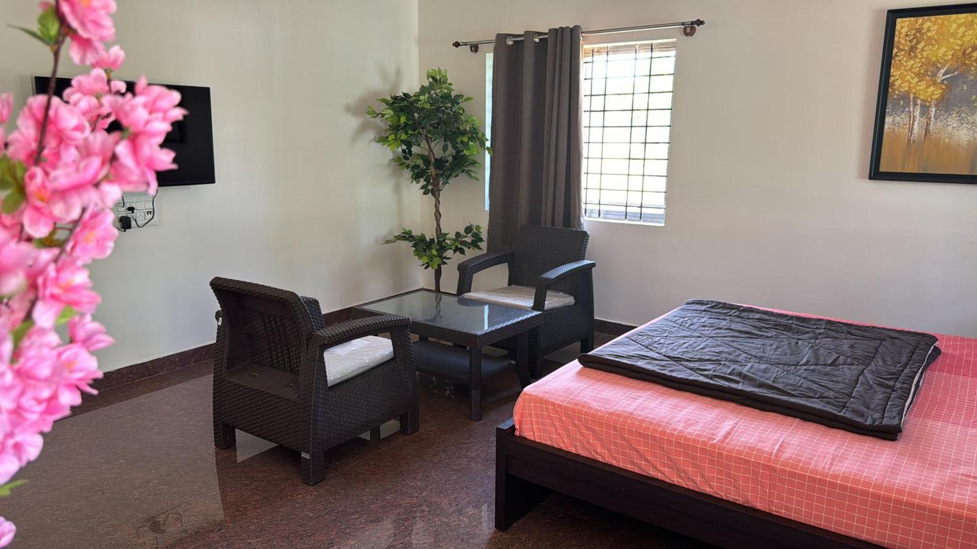 Raj Home Stay Mysore Ngoại thất bức ảnh