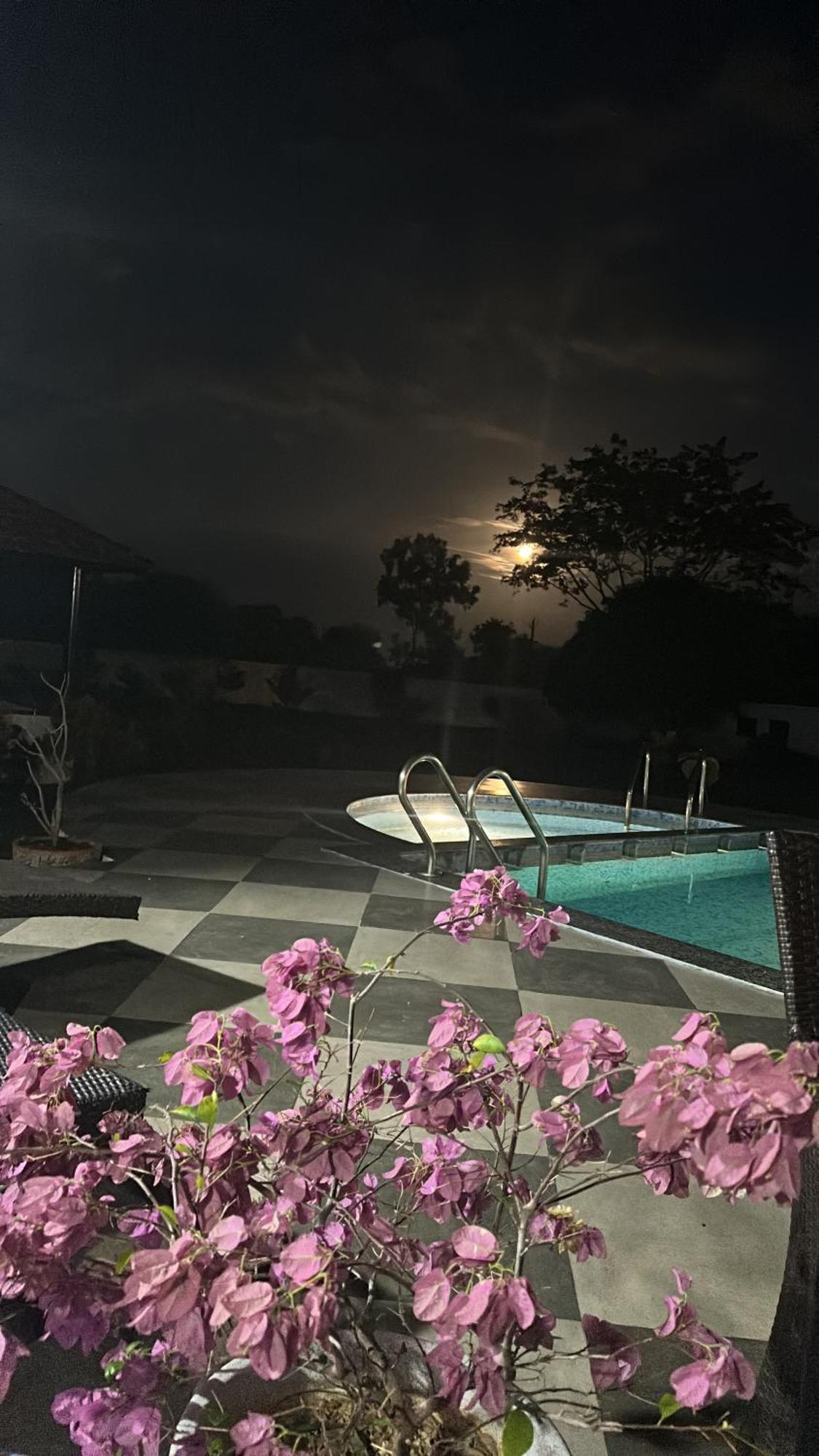 Raj Home Stay Mysore Ngoại thất bức ảnh